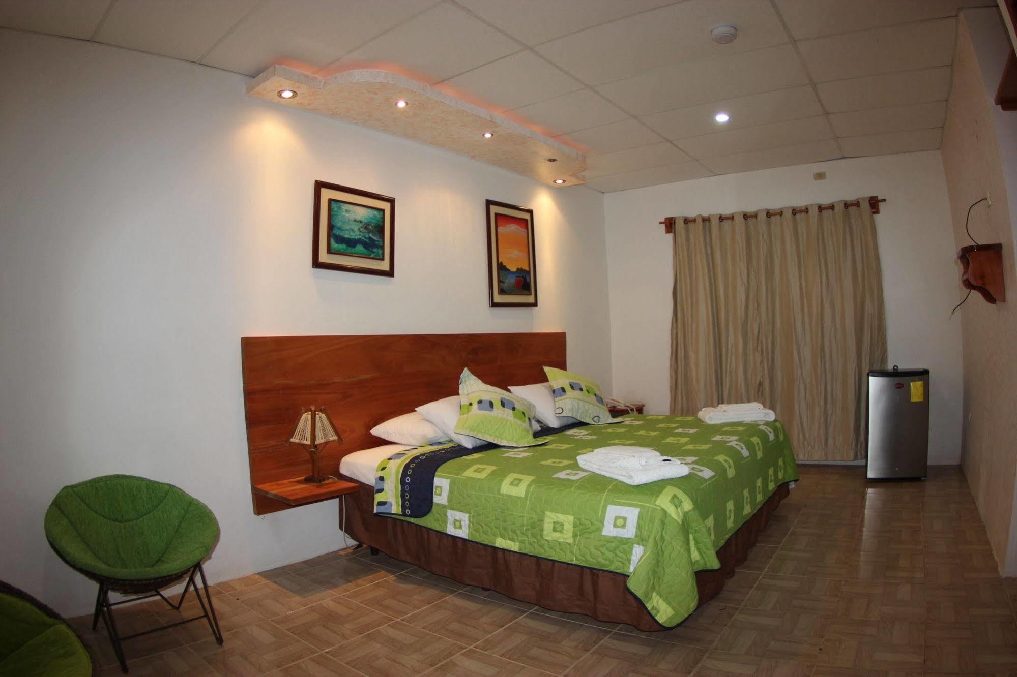 Hotel Twin Galapagos Puerto Ayora  Eksteriør billede