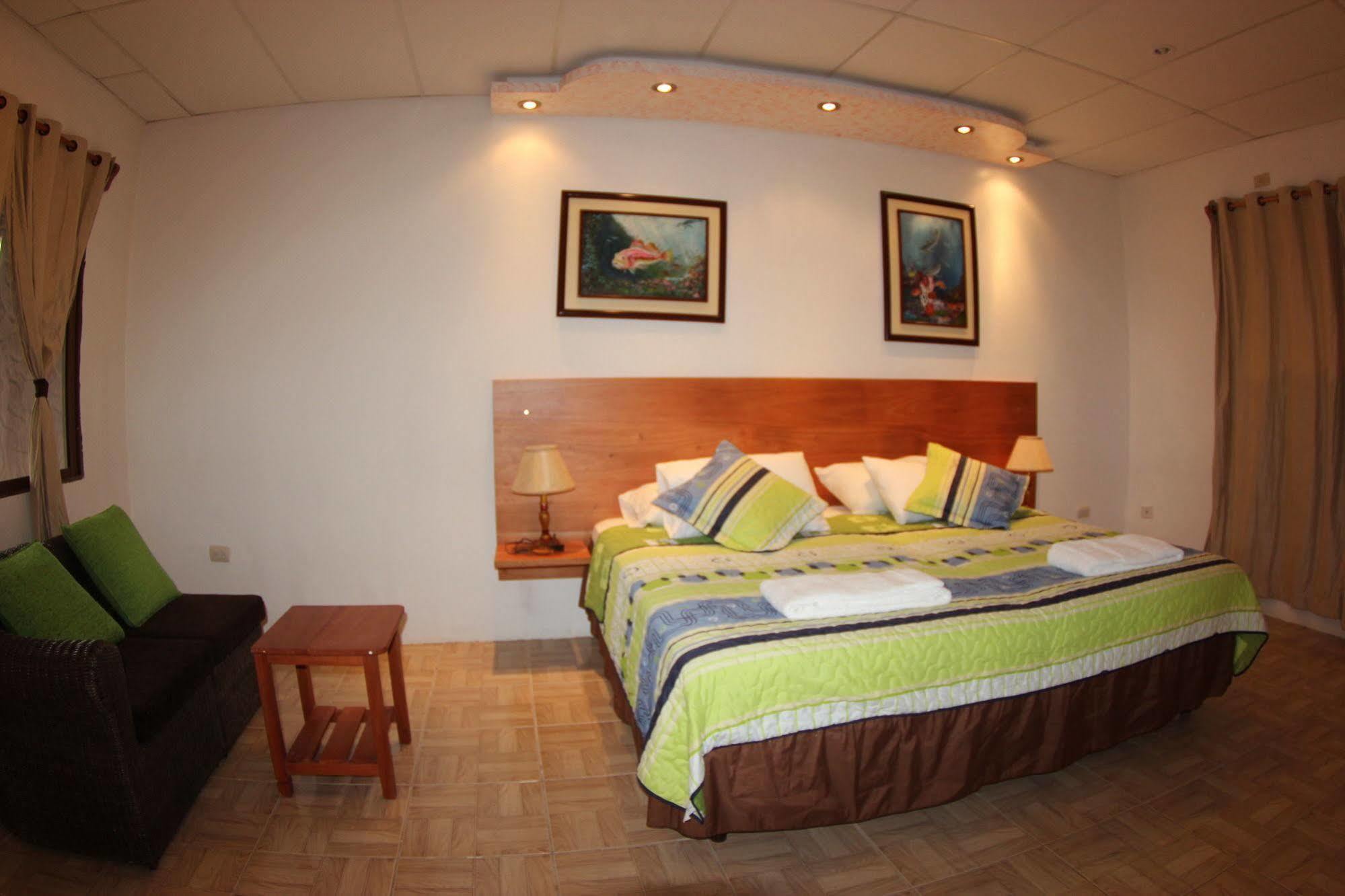 Hotel Twin Galapagos Puerto Ayora  Eksteriør billede